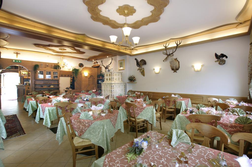 Hotel Zoldana Forno di Zoldo Ngoại thất bức ảnh
